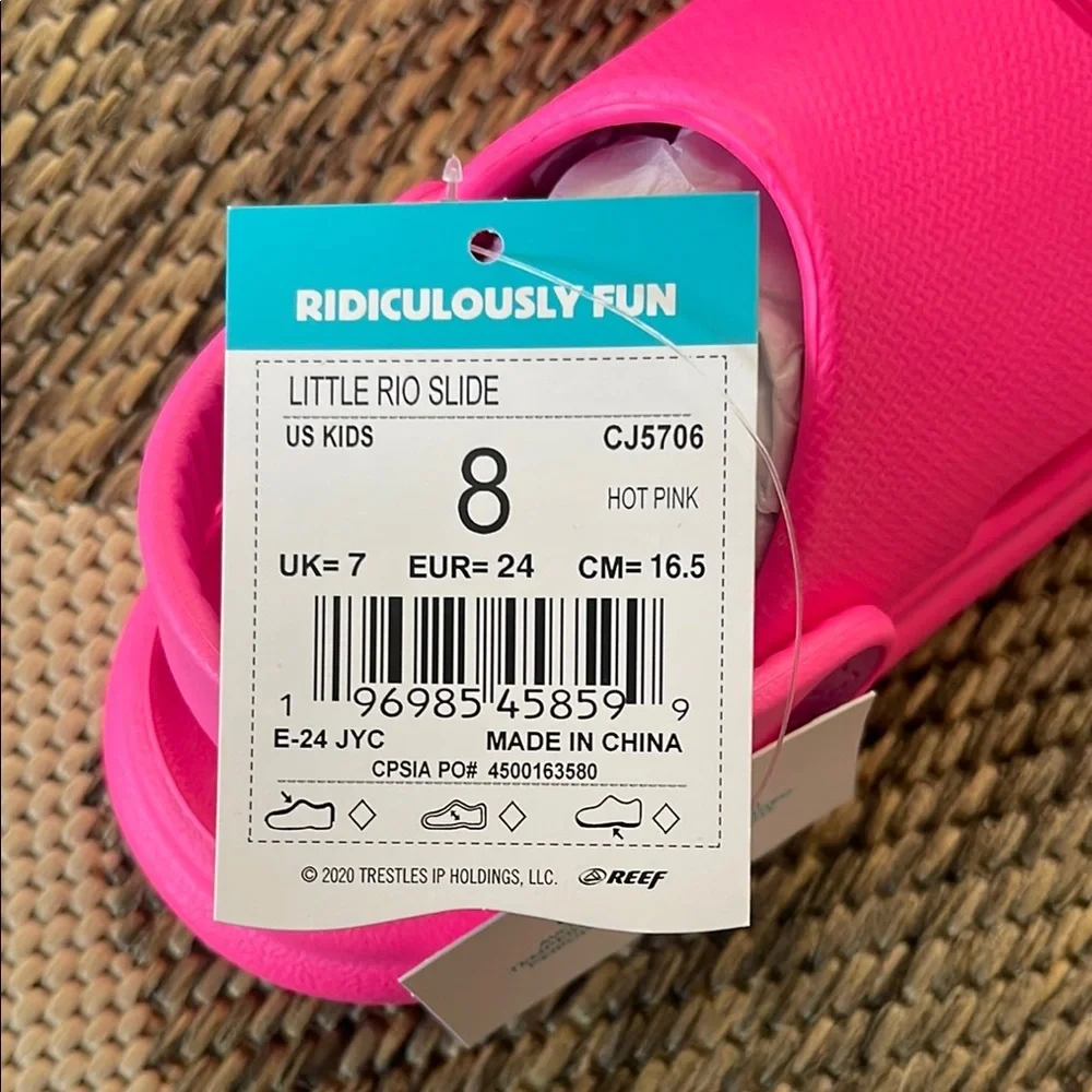 Reef Pink Sandals Vibrant Slip-On Comfort